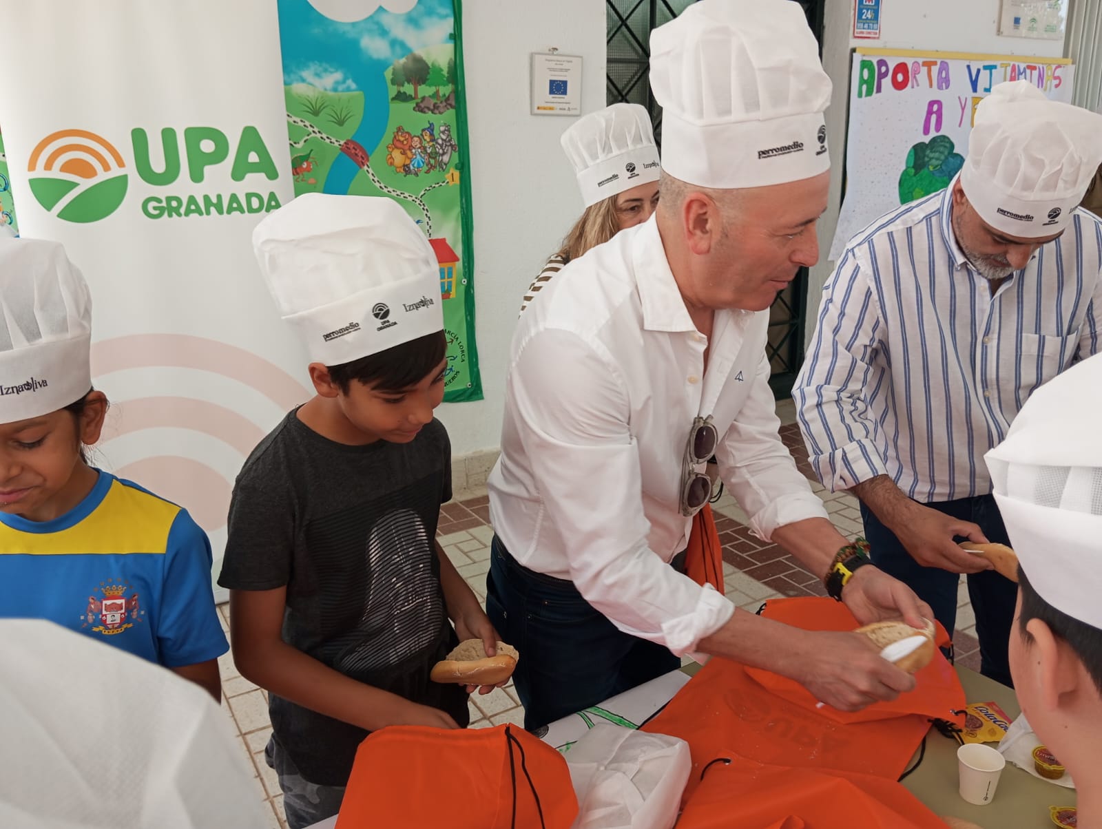 UPA Granada Promueve los Beneficios del Aceite de Oliva Virgen Extra en los Colegios